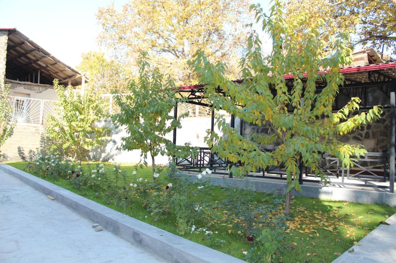 Cherry Garden Boutique Hotel Yeghegnadzor Exterior photo