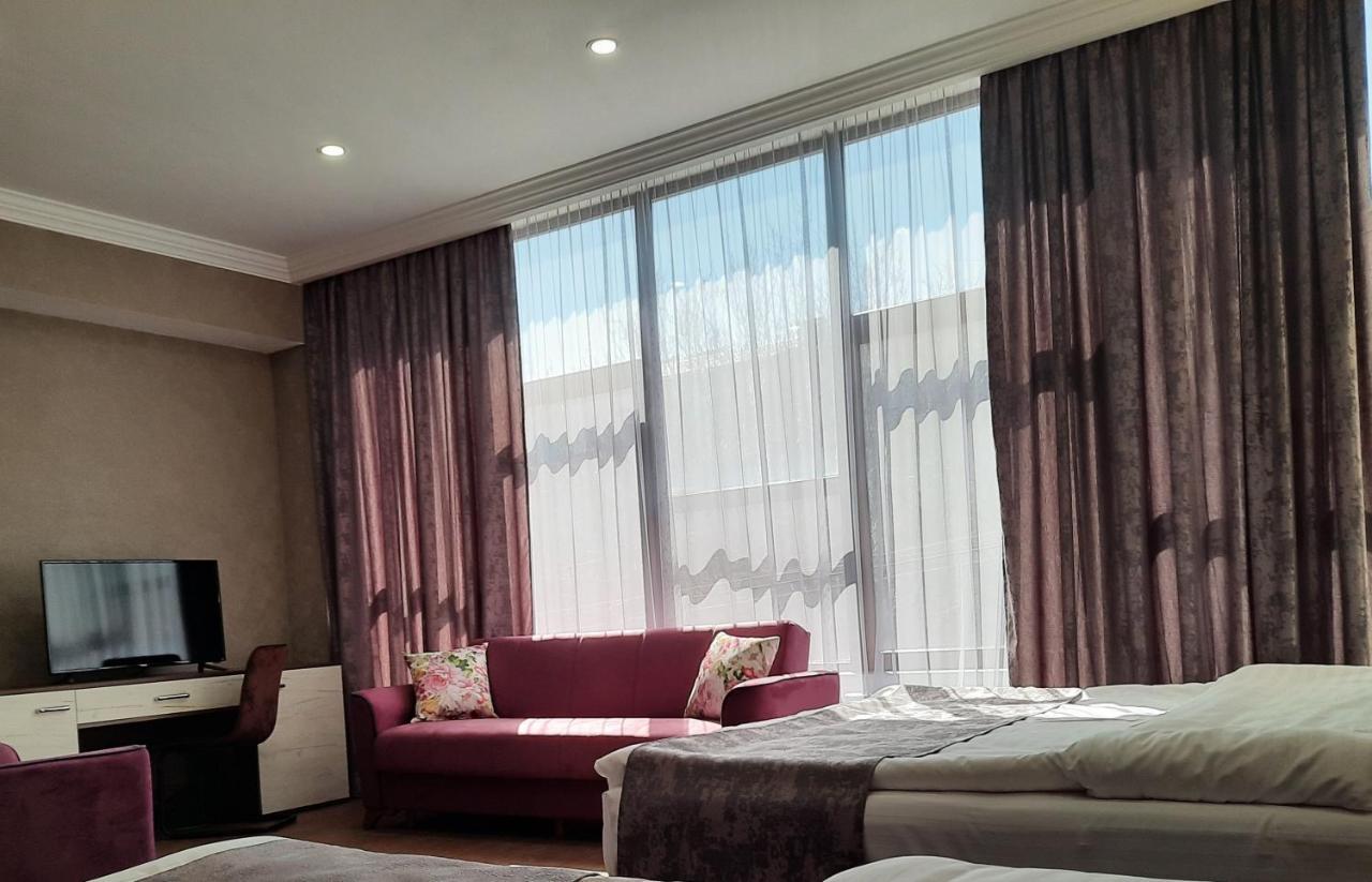 Cherry Garden Boutique Hotel Yeghegnadzor Exterior photo